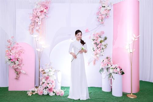 Trang Trí Nhà Hàng 